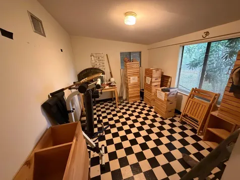 42 SW 6th Street Dania Beach FL 33004