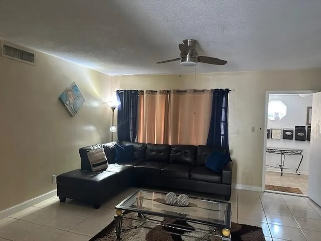 1511 SE 23rd Avenue Pompano Beach FL 33062