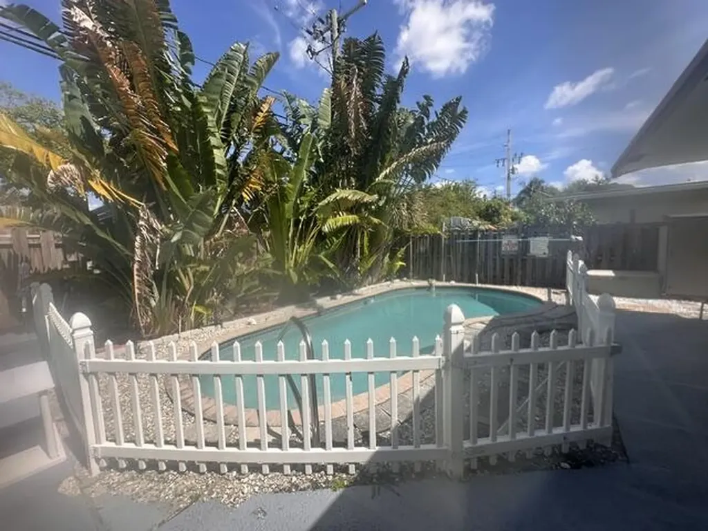 1511 SE 23rd Avenue Pompano Beach FL 33062