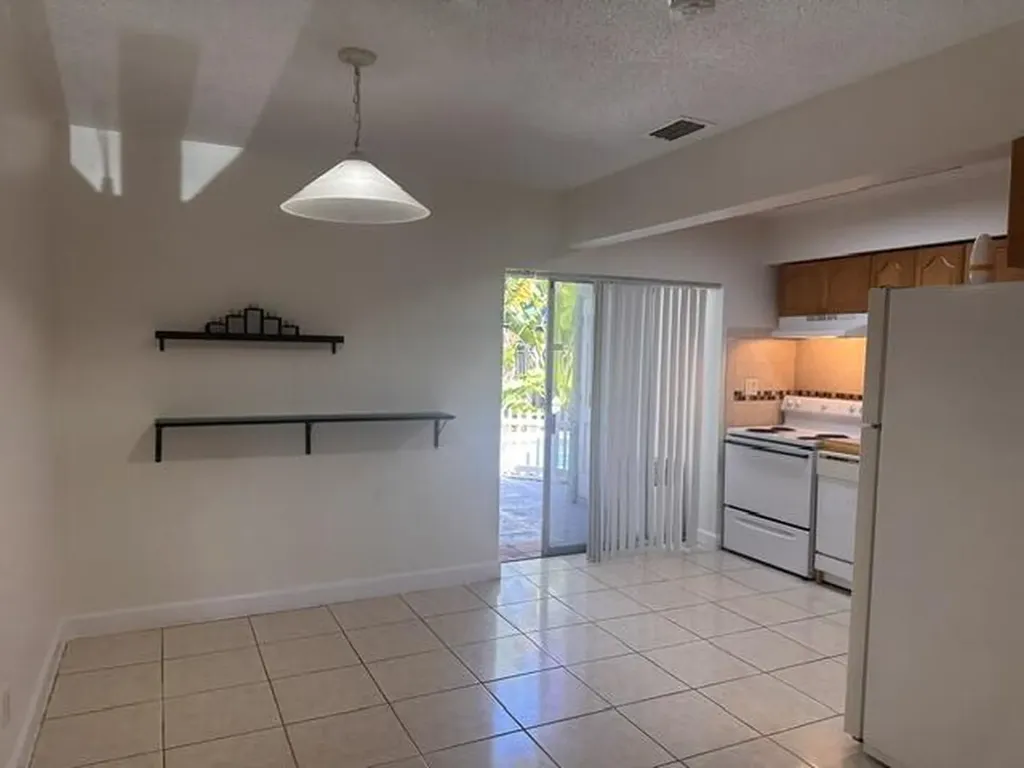 1511 SE 23rd Avenue Pompano Beach FL 33062