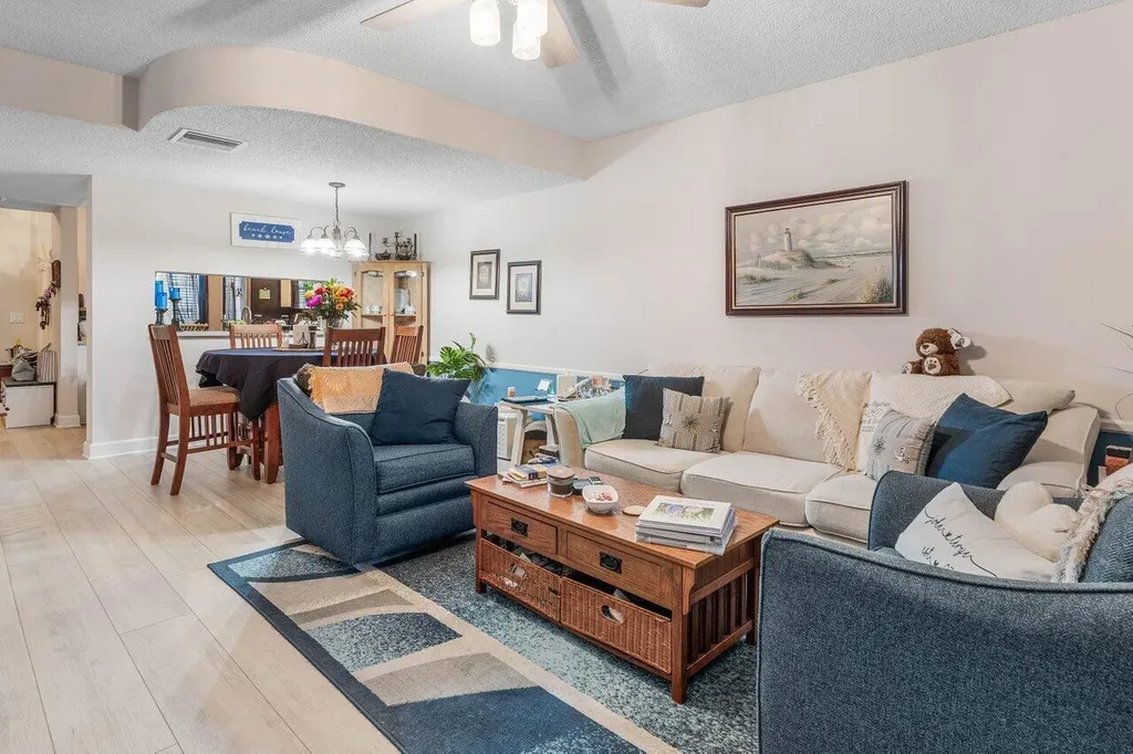 1022 Kokomo Key Lane Delray Beach FL 33483