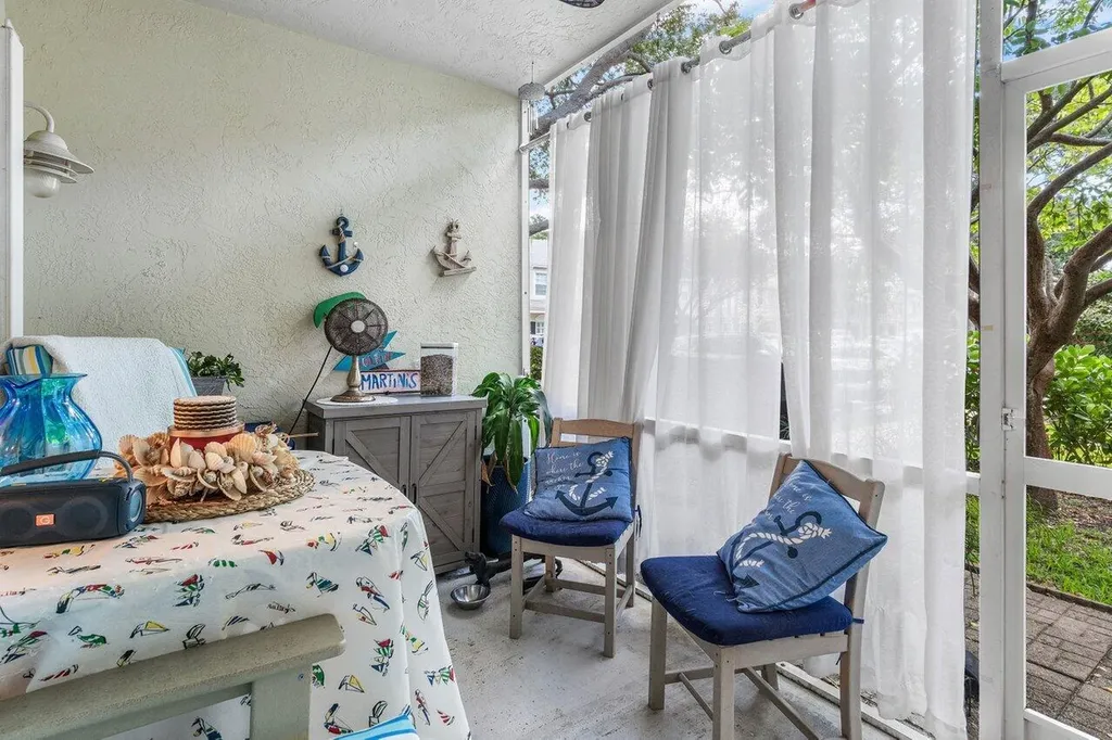 1022 Kokomo Key Lane Delray Beach FL 33483