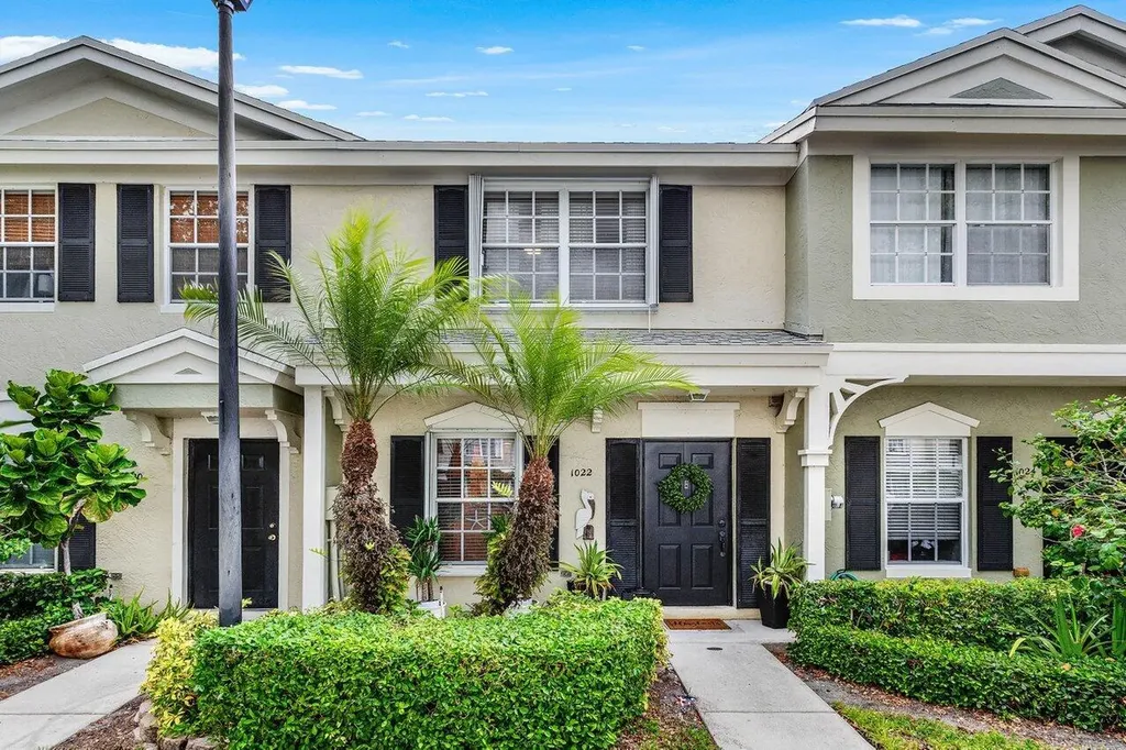 1022 Kokomo Key Lane Delray Beach FL 33483
