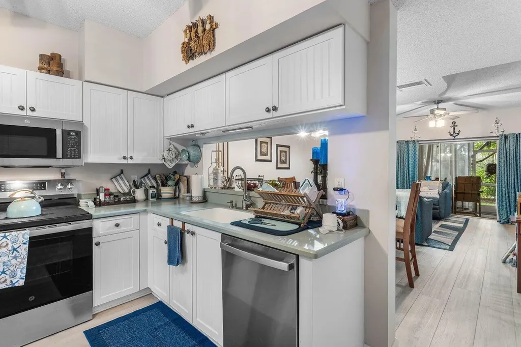 1022 Kokomo Key Lane Delray Beach FL 33483