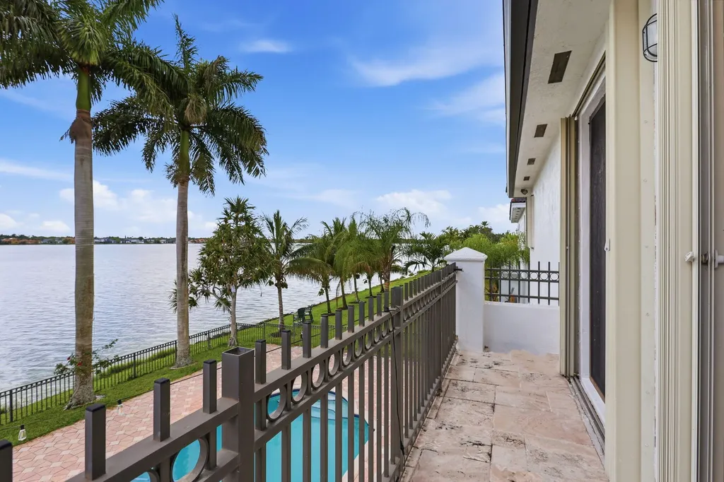 18662 SW 17th Court Miramar FL 33029