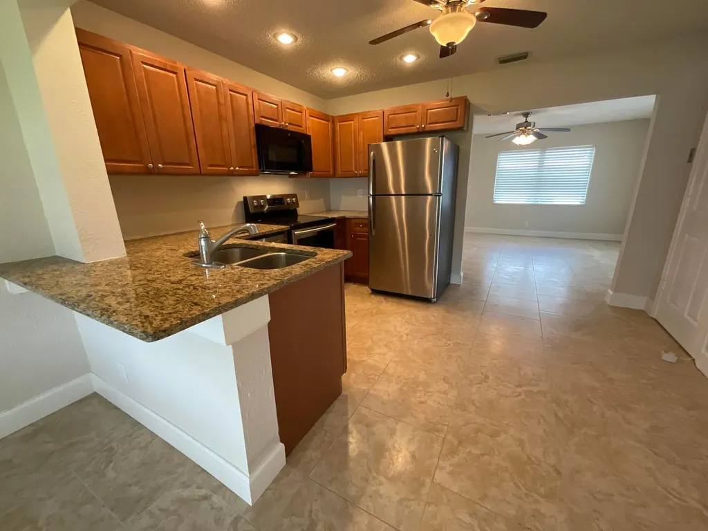 2016 SW 16th Avenue Boynton Beach FL 33426