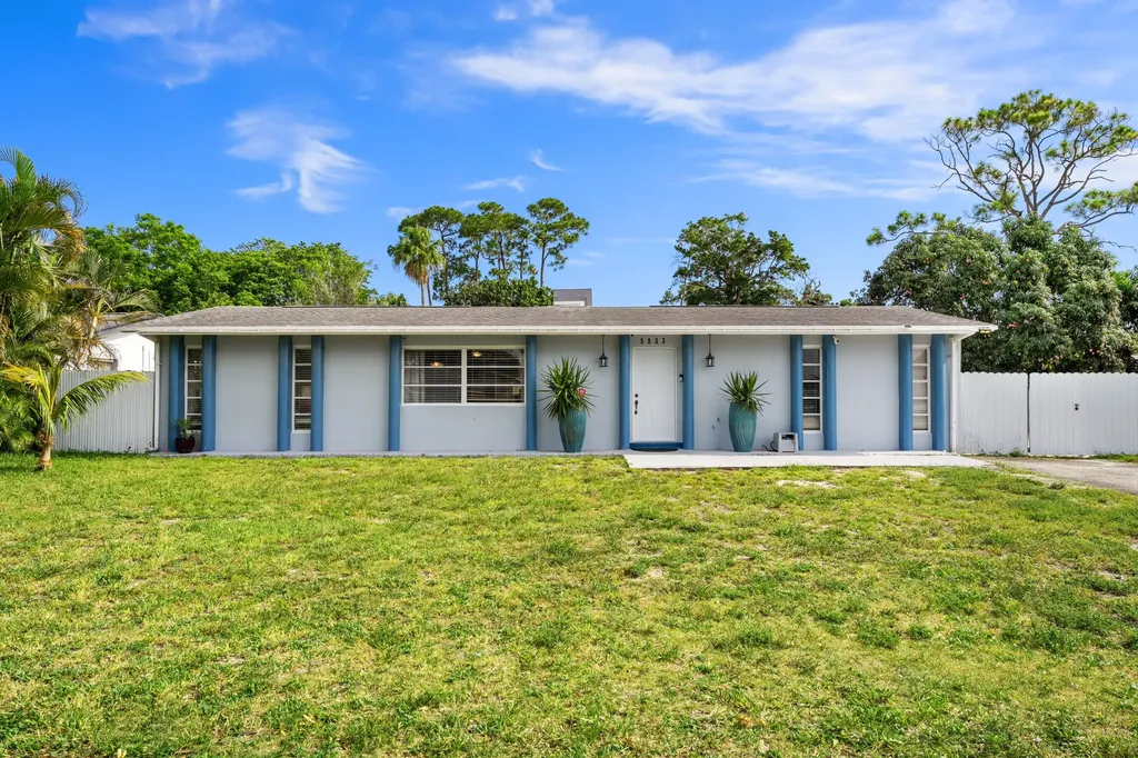 5833 Fair Green Road West Palm Beach FL 33417