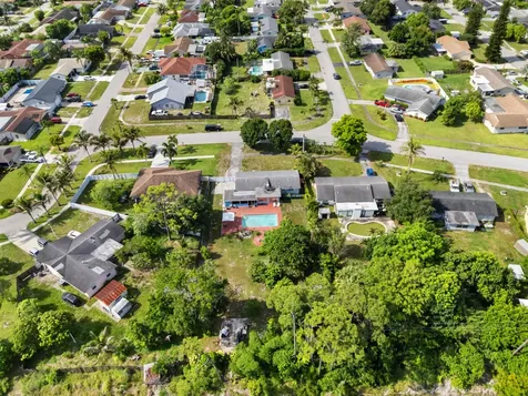 5833 Fair Green Road West Palm Beach FL 33417