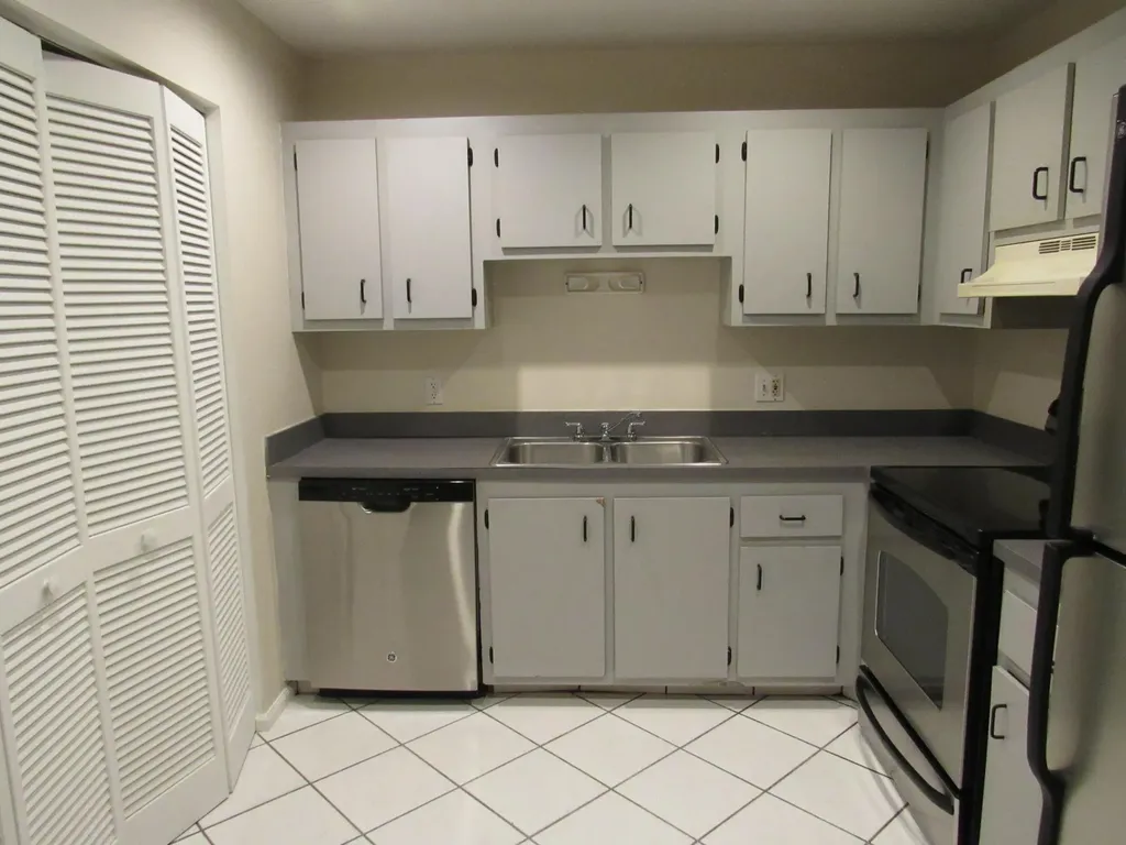 1065 Manor Drive Palm Springs FL 33461