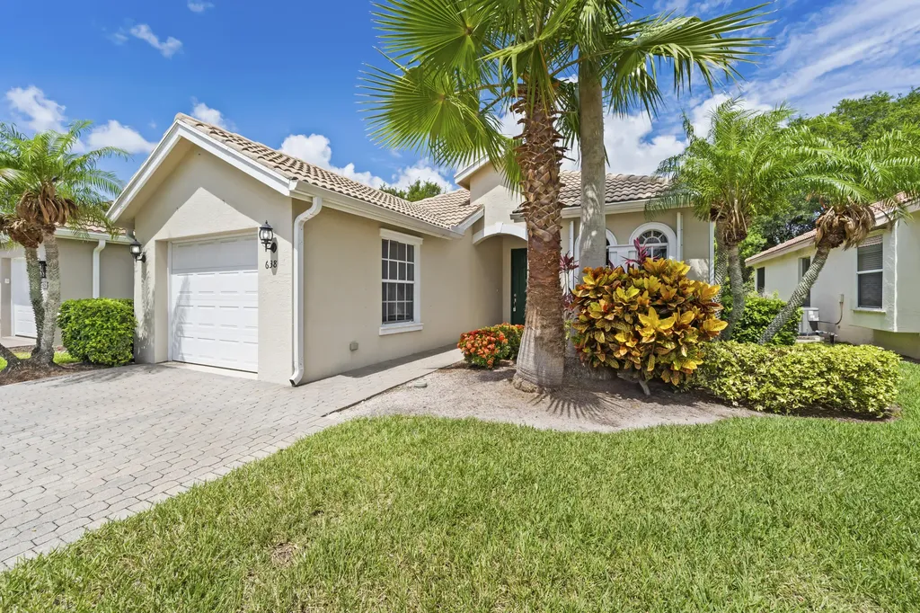 638 SW Treasure Cove Port St Lucie FL 34986