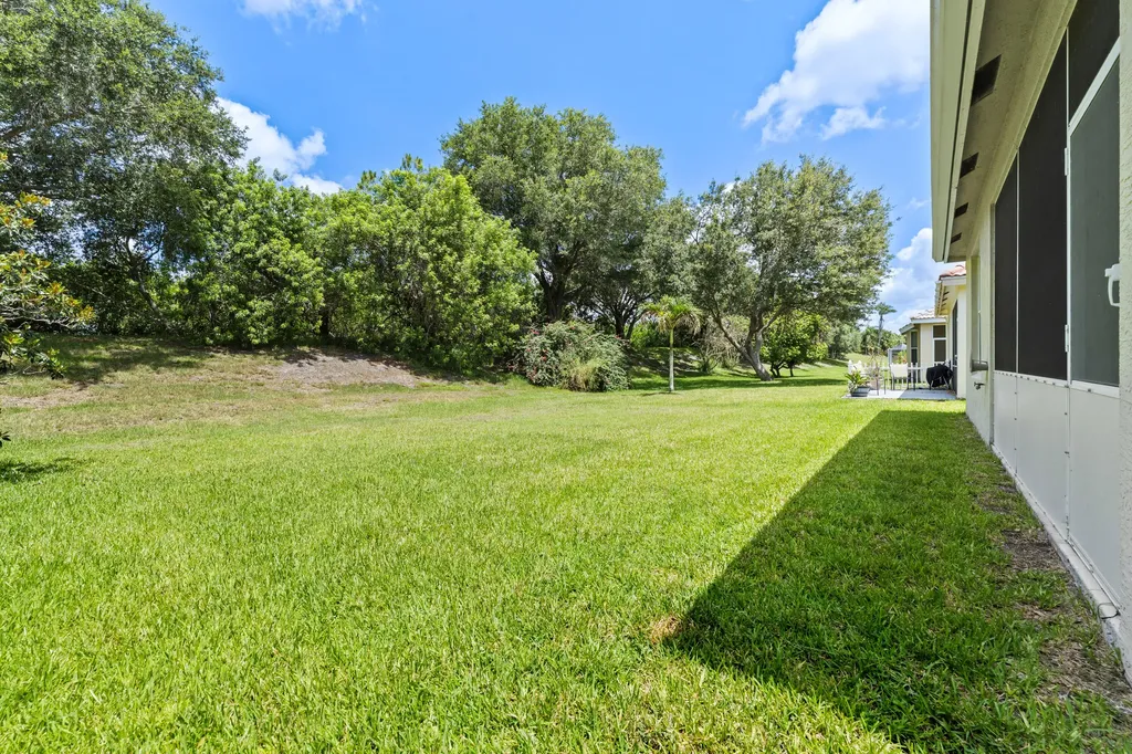 638 SW Treasure Cove Port St Lucie FL 34986