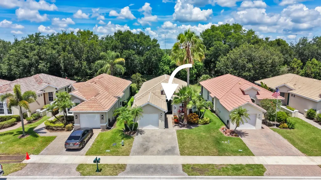 638 SW Treasure Cove Port St Lucie FL 34986