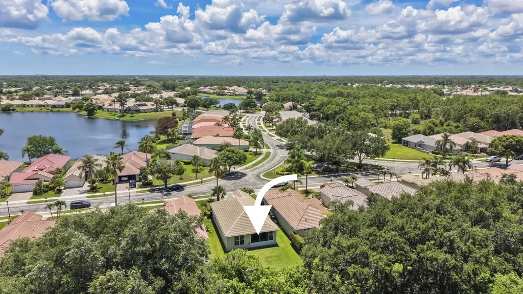 638 SW Treasure Cove Port St Lucie FL 34986