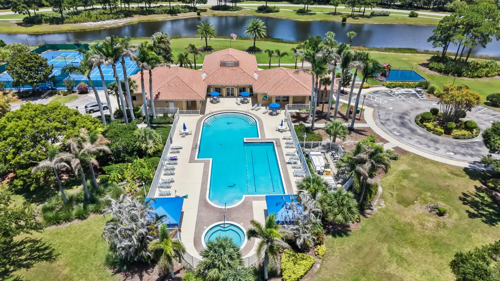 638 SW Treasure Cove Port St Lucie FL 34986