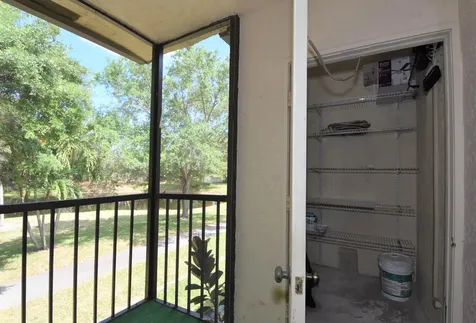 5087 Oakhill Lane Delray Beach FL 33484