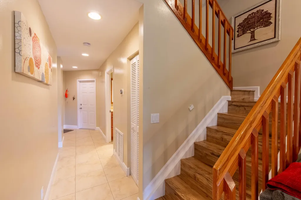 1599 Woodbridge Lakes Circle West Palm Beach FL 33406