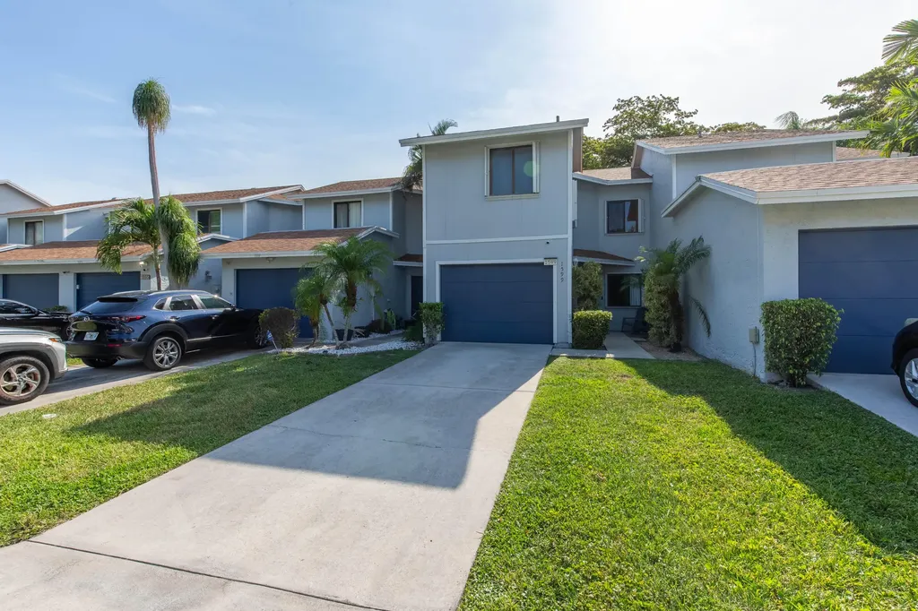 1599 Woodbridge Lakes Circle West Palm Beach FL 33406