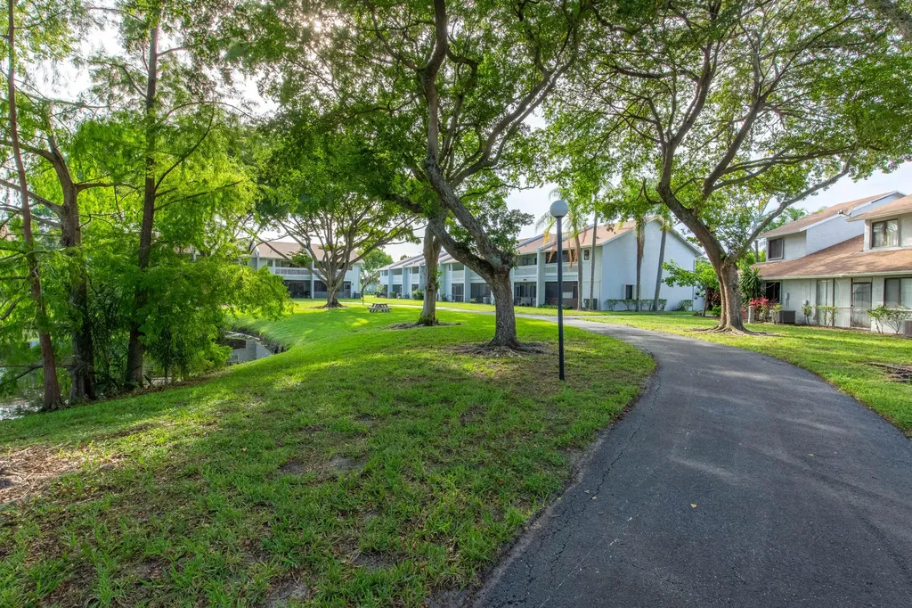 1599 Woodbridge Lakes Circle West Palm Beach FL 33406