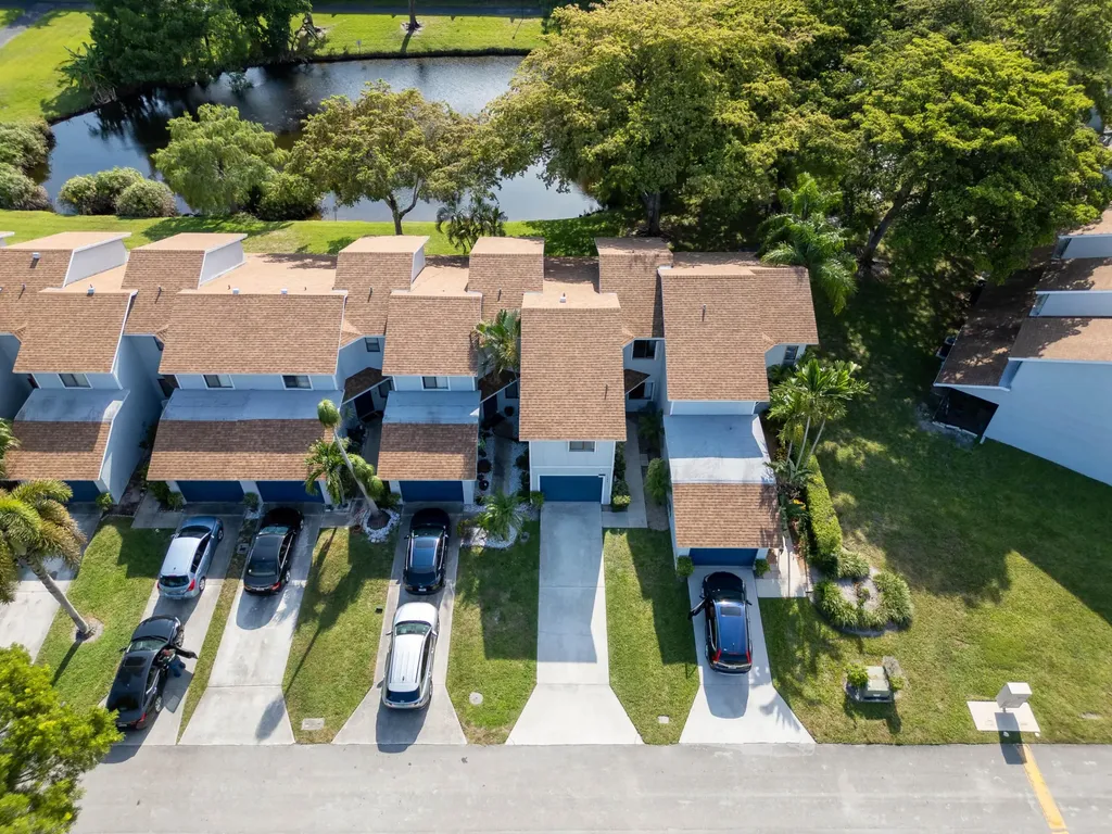 1599 Woodbridge Lakes Circle West Palm Beach FL 33406