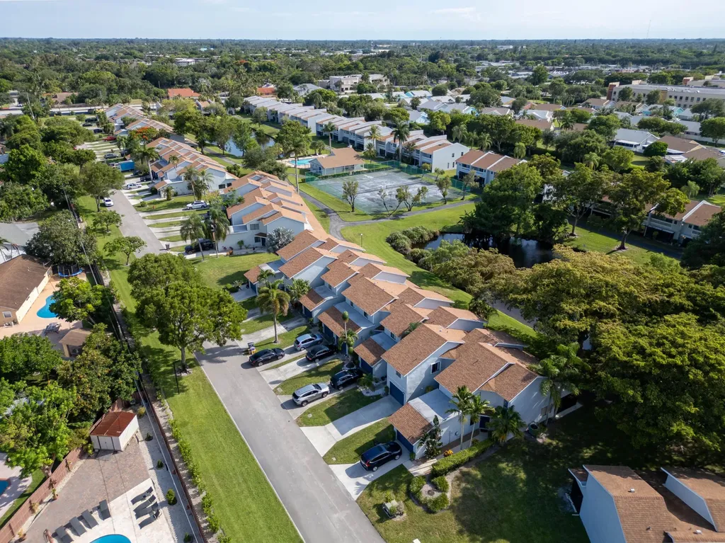 1599 Woodbridge Lakes Circle West Palm Beach FL 33406