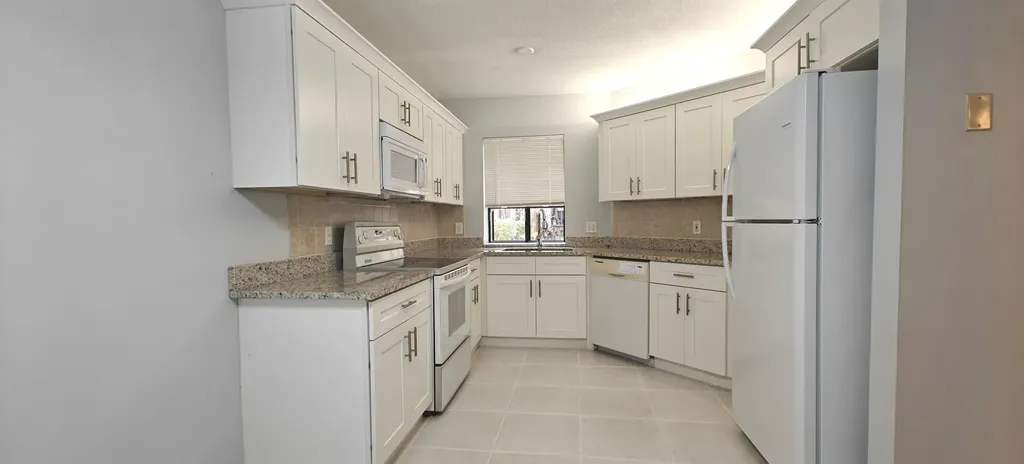 5139 Europa Drive Boynton Beach FL 33437