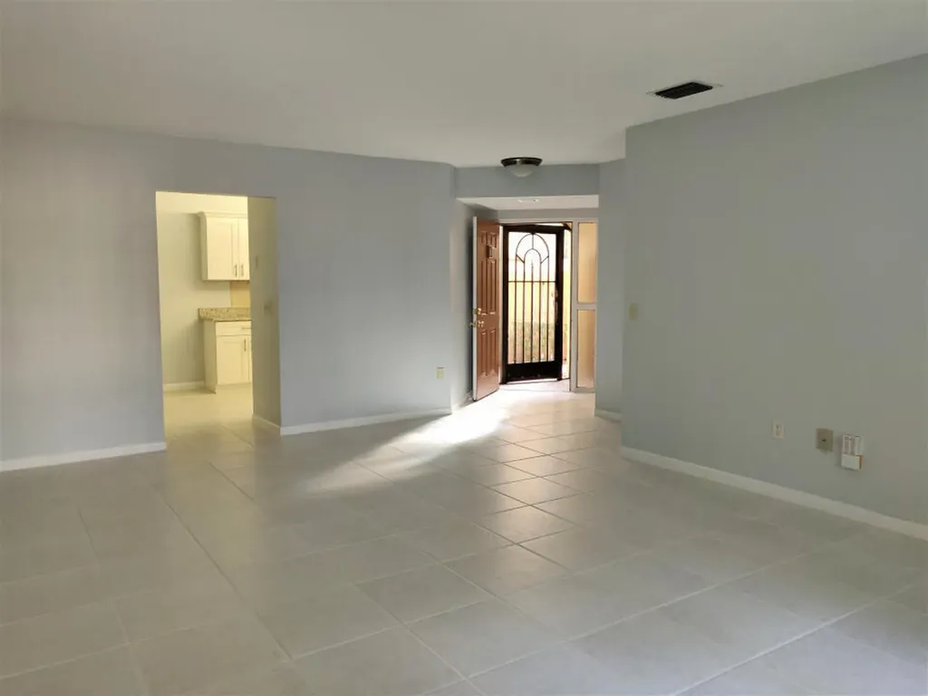 5139 Europa Drive Boynton Beach FL 33437