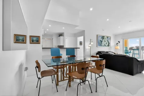 180 Yacht Club Way Hypoluxo FL 33462