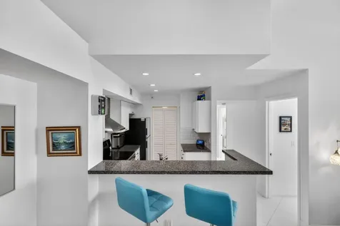 180 Yacht Club Way Hypoluxo FL 33462