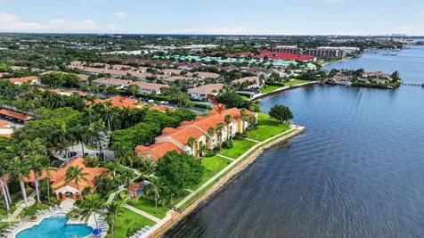 180 Yacht Club Way Hypoluxo FL 33462