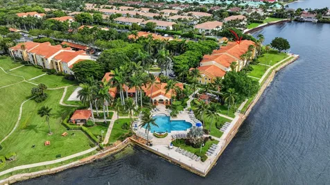 180 Yacht Club Way Hypoluxo FL 33462