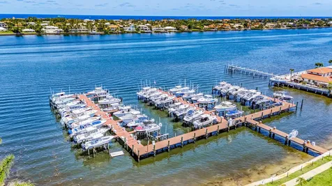 180 Yacht Club Way Hypoluxo FL 33462