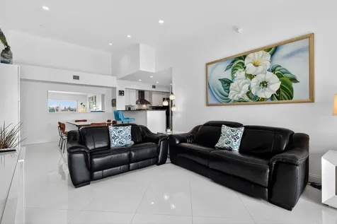 180 Yacht Club Way Hypoluxo FL 33462