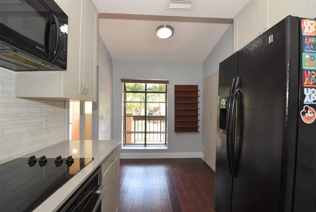 5087 Oakhill Lane Delray Beach FL 33484
