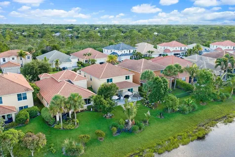 7835 SE Heritage Boulevard Hobe Sound FL 33455