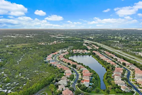 7835 SE Heritage Boulevard Hobe Sound FL 33455
