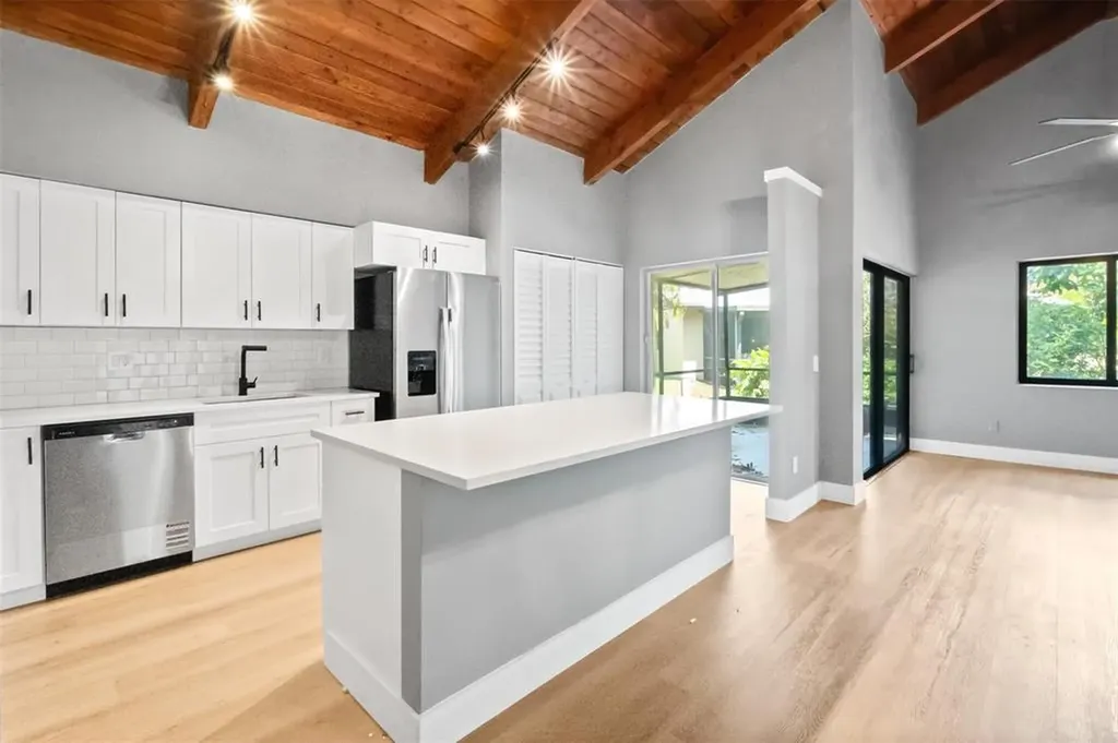2146 Nova Village Drive Davie FL 33317