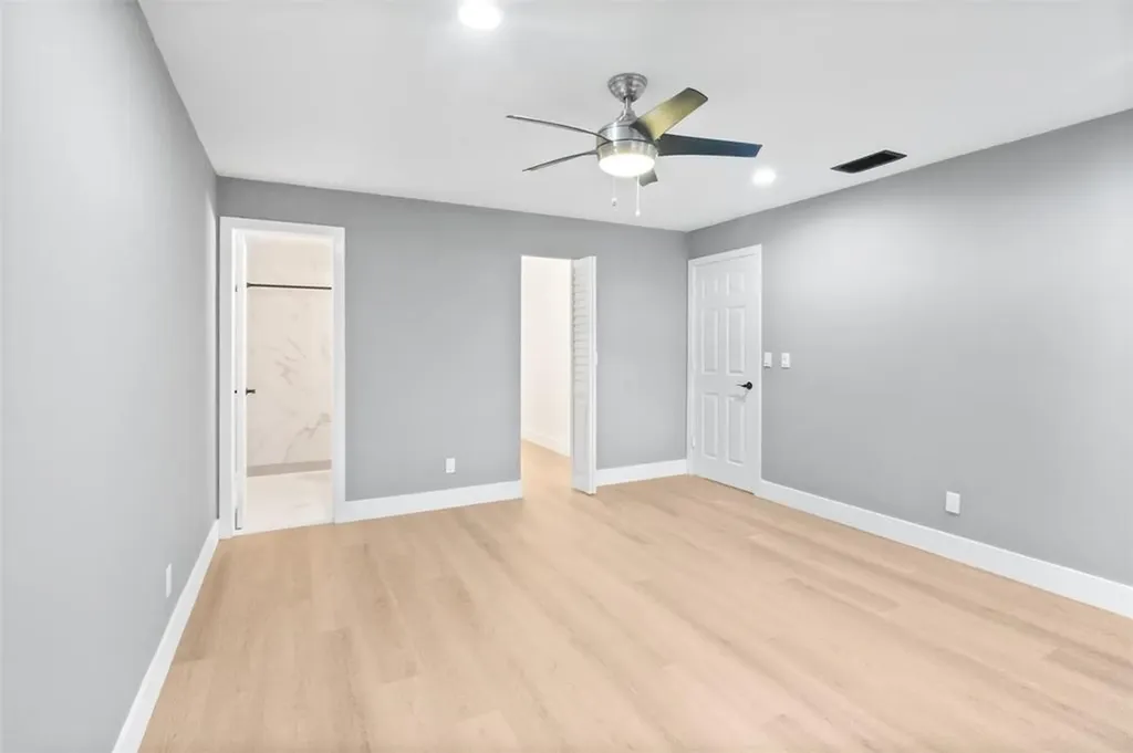 2146 Nova Village Drive Davie FL 33317