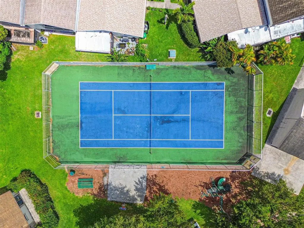 2146 Nova Village Drive Davie FL 33317