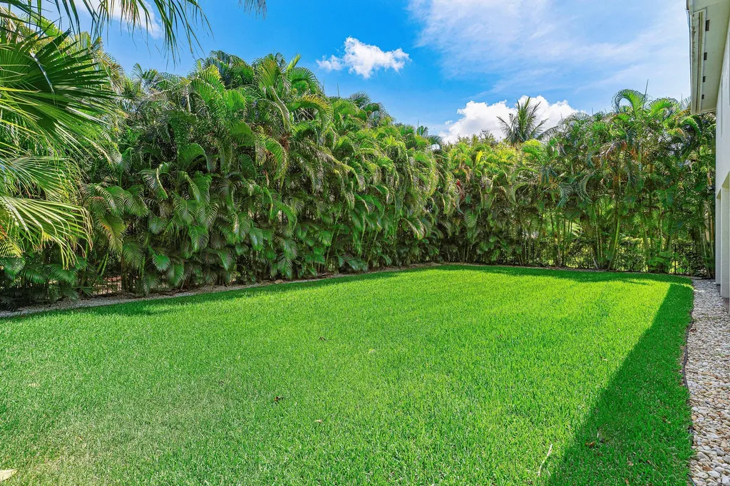 11030 Misty Ridge Way Boynton Beach FL 33473