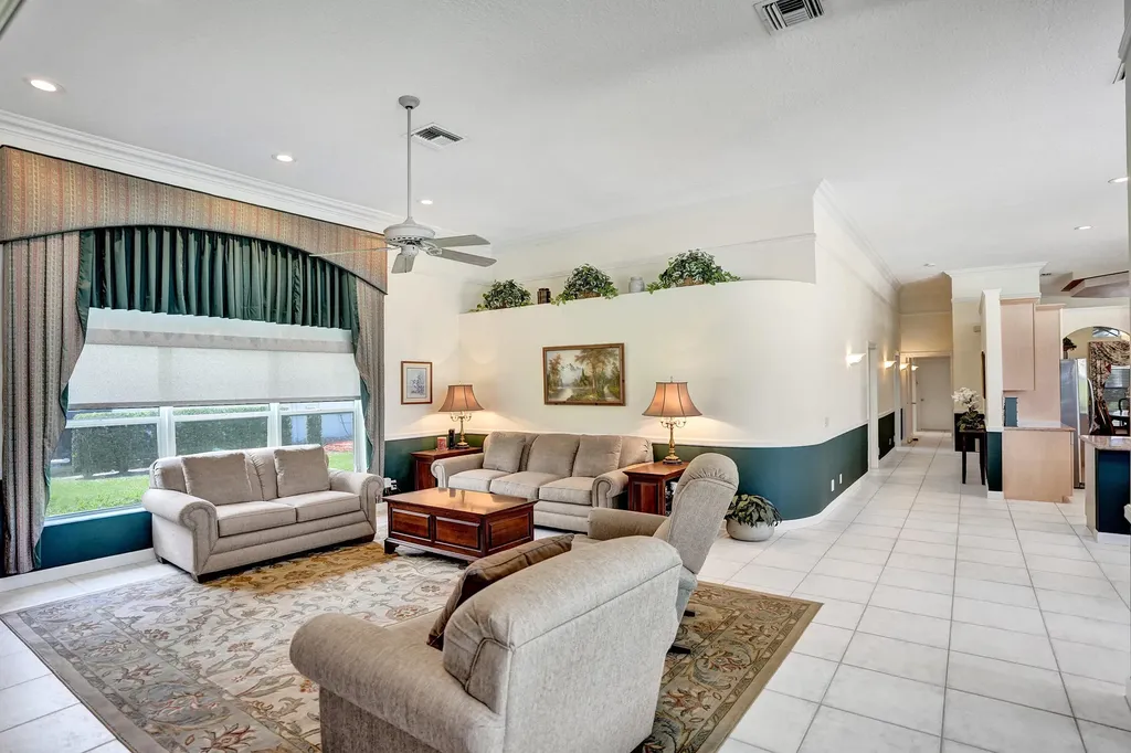 1756 NW 124th Way Coral Springs FL 33071