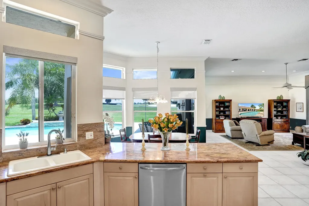 1756 NW 124th Way Coral Springs FL 33071