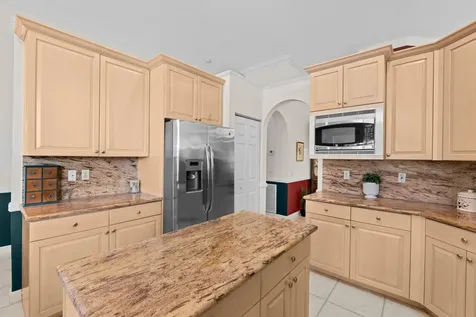 1756 NW 124th Way Coral Springs FL 33071
