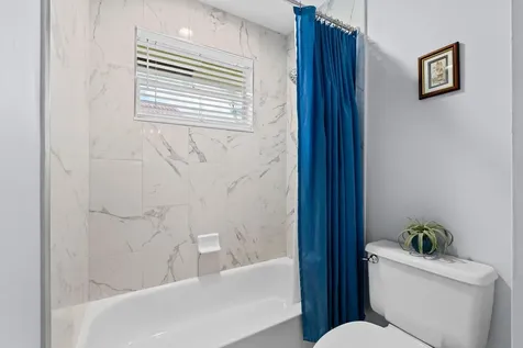 1756 NW 124th Way Coral Springs FL 33071
