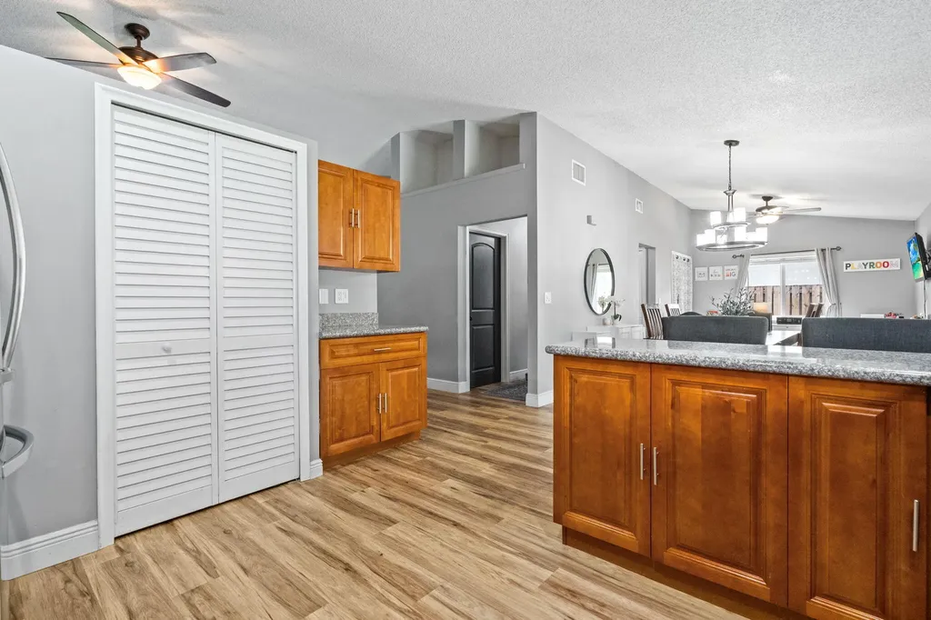 2696 NW 94th Avenue Coral Springs FL 33065