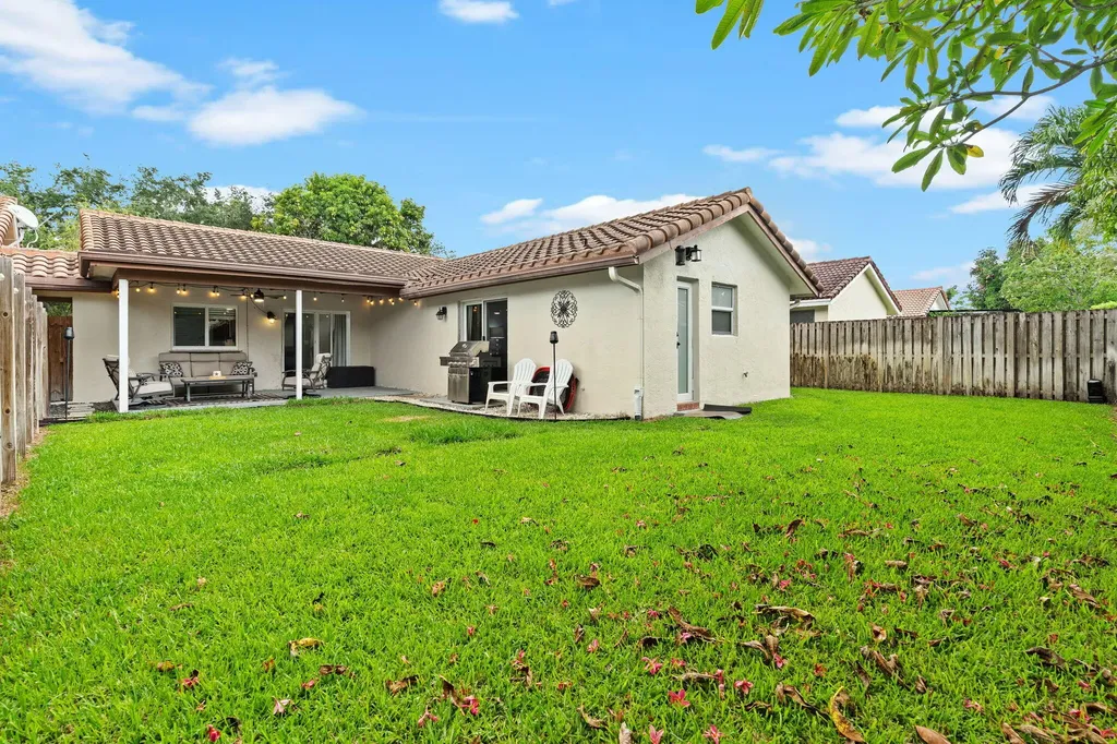 2696 NW 94th Avenue Coral Springs FL 33065