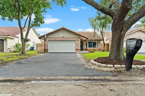 2696 NW 94th Avenue Coral Springs FL 33065