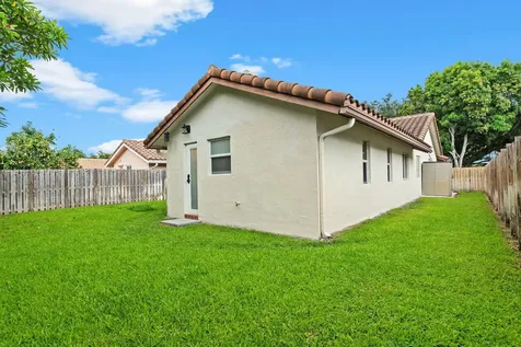 2696 NW 94th Avenue Coral Springs FL 33065