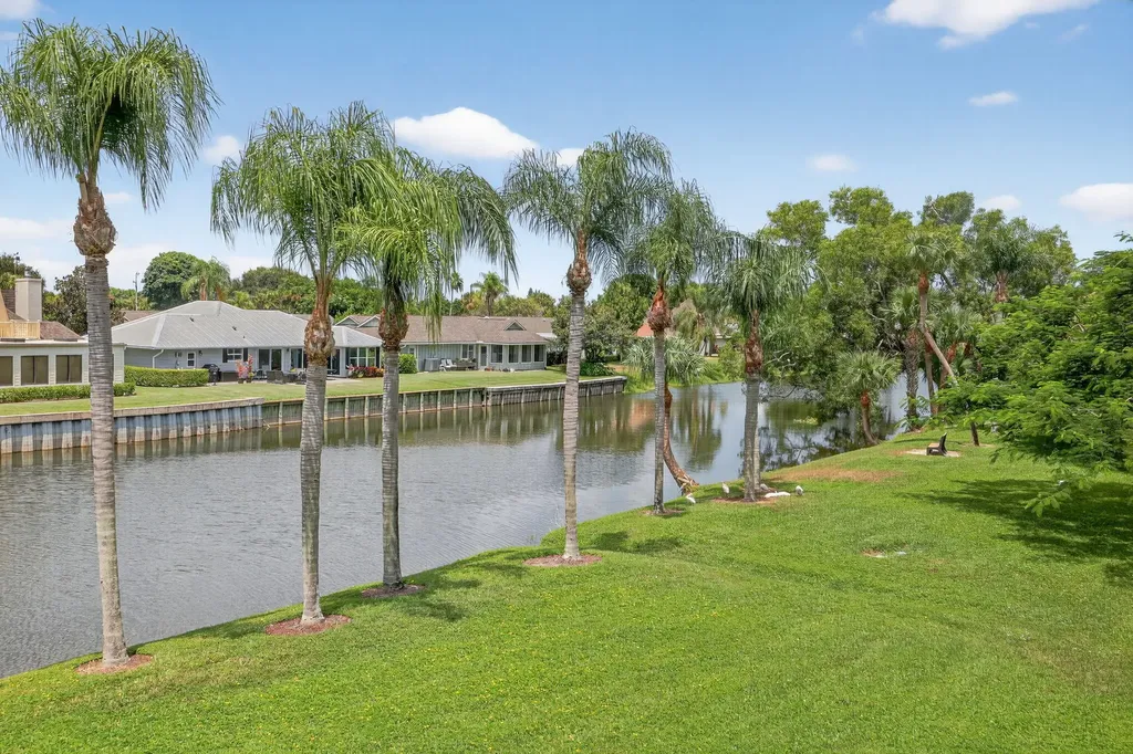 6101 SE Landing Way Stuart FL 34997