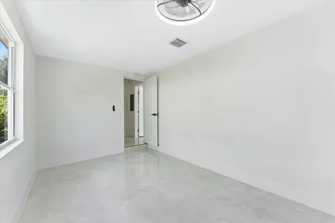 824 S F Street Lake Worth FL 33460