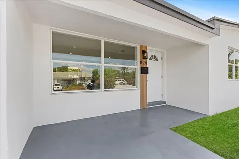 824 S F Street Lake Worth FL 33460